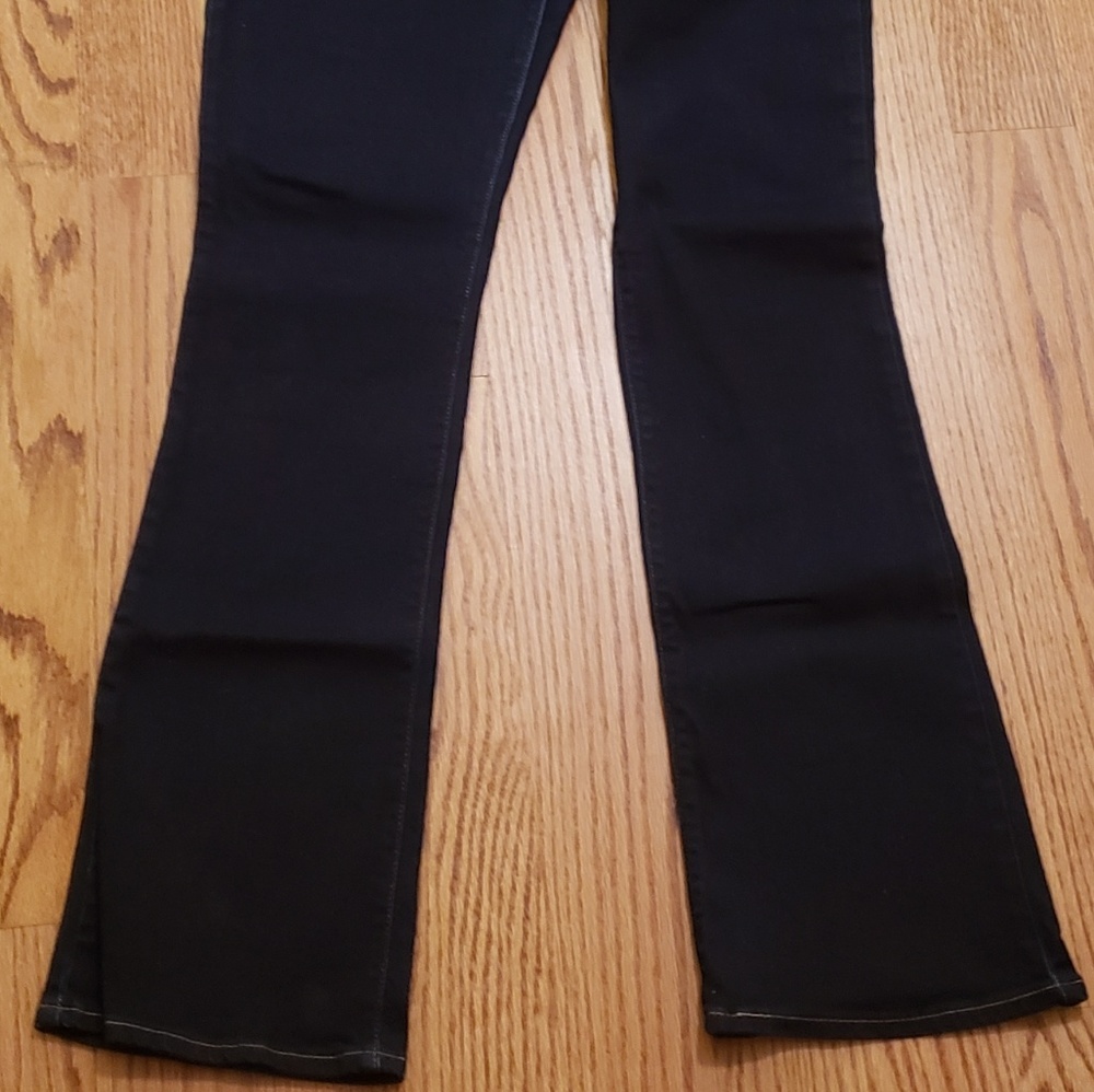 Boot Cut Levi's - image 2